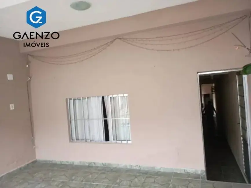 Casa com 3 quartos à venda, 125m2 em Santo Antônio, Osasco - SP - imagem 3 Foto 3 de Casa com 3 quartos à venda, 125m2 em Santo Antônio, Osasco - SP