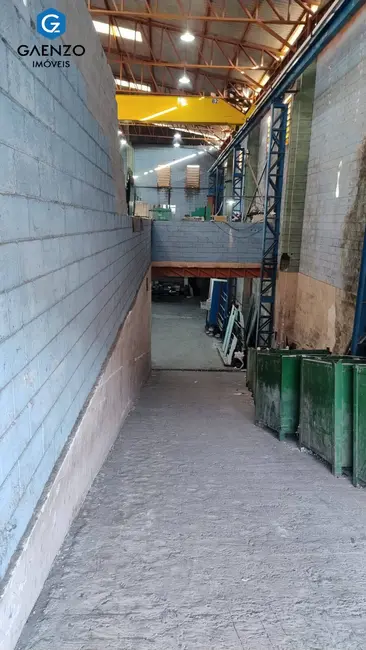 Armazém / Galpão à venda, 1300m2 em km 18, Osasco - SP - imagem 7 Foto 7 de Armazém / Galpão à venda, 1300m2 em km 18, Osasco - SP