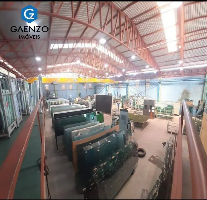 Armazém / Galpão à venda, 1300m2 em km 18, Osasco - SP - imagem 4 Foto 4 de Armazém / Galpão à venda, 1300m2 em km 18, Osasco - SP