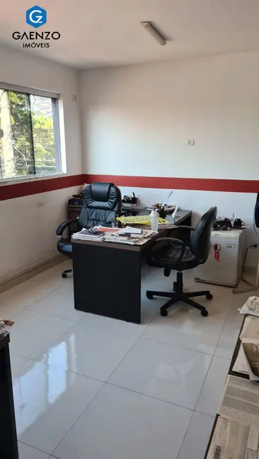 Sala Comercial à venda, 300m2 em Jardim das Flores, Osasco - SP - imagem 8 Foto 8 de Sala Comercial à venda, 300m2 em Jardim das Flores, Osasco - SP