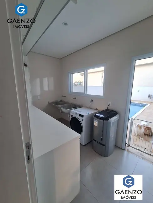 Foto 5 de Casa de Condomínio com 3 quartos à venda, 266m2 em Suru, Santana De Parnaiba - SP