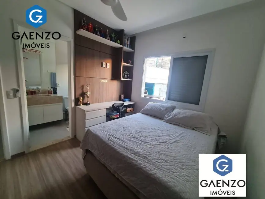Foto 1 de Casa de Condomínio com 3 quartos à venda, 266m2 em Suru, Santana De Parnaiba - SP