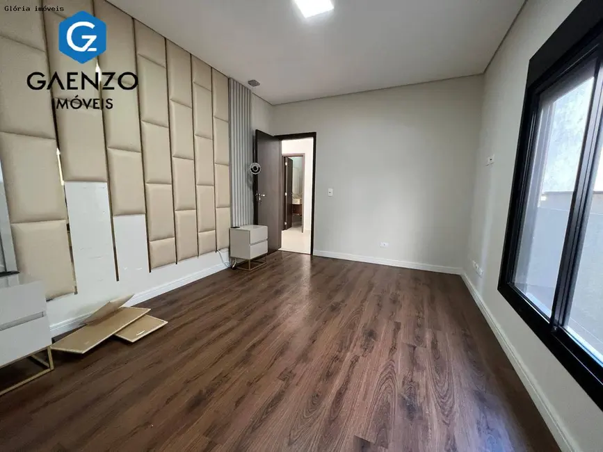 Foto 7 de Casa de Condomínio com 4 quartos à venda, 178m2 em Suru, Santana De Parnaiba - SP