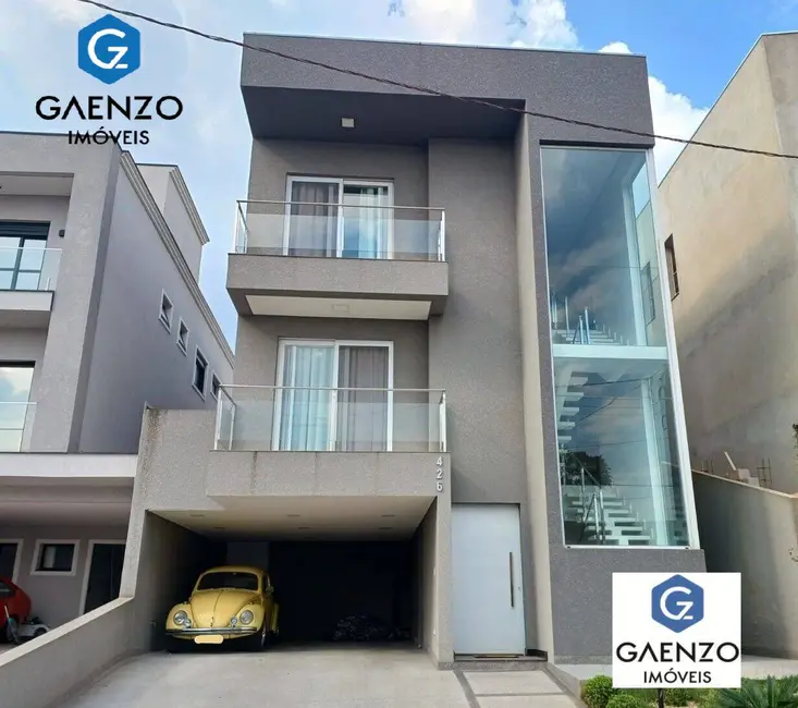 Foto 1 de Casa de Condomínio com 4 quartos à venda, 252m2 em Suru, Santana De Parnaiba - SP