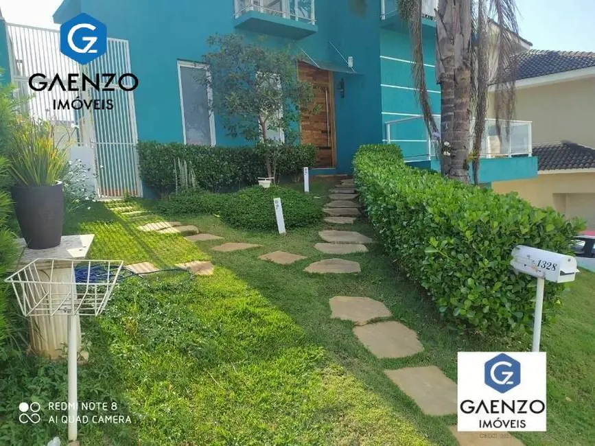Foto 1 de Casa de Condomínio com 3 quartos à venda, 190m2 em Suru, Santana De Parnaiba - SP