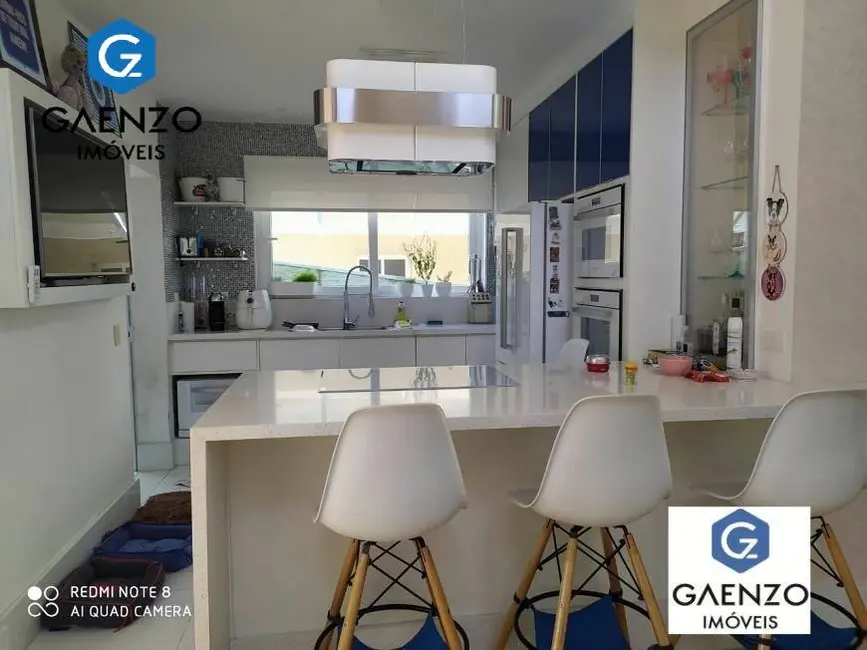 Foto 5 de Casa de Condomínio com 3 quartos à venda, 190m2 em Suru, Santana De Parnaiba - SP