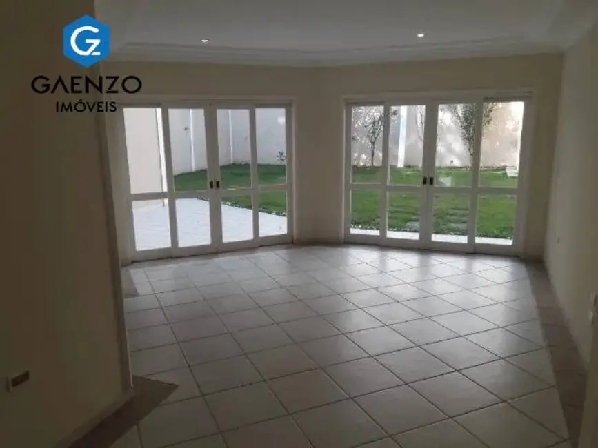 Foto 3 de Casa de Condomínio com 5 quartos à venda, 560m2 em Residencial Morada dos Lagos, Barueri - SP