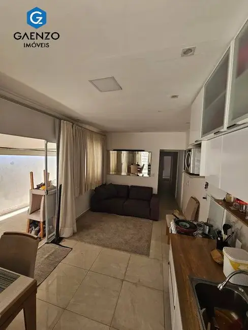 Foto 2 de Casa com 2 quartos à venda, 125m2 em Santa Maria, Osasco - SP