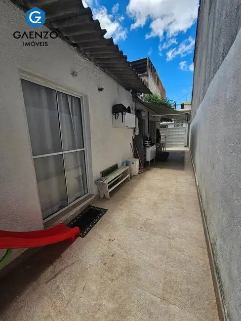 Casa com 2 quartos à venda, 125m2 em Santa Maria, Osasco - SP - imagem 6 Foto 6 de Casa com 2 quartos à venda, 125m2 em Santa Maria, Osasco - SP