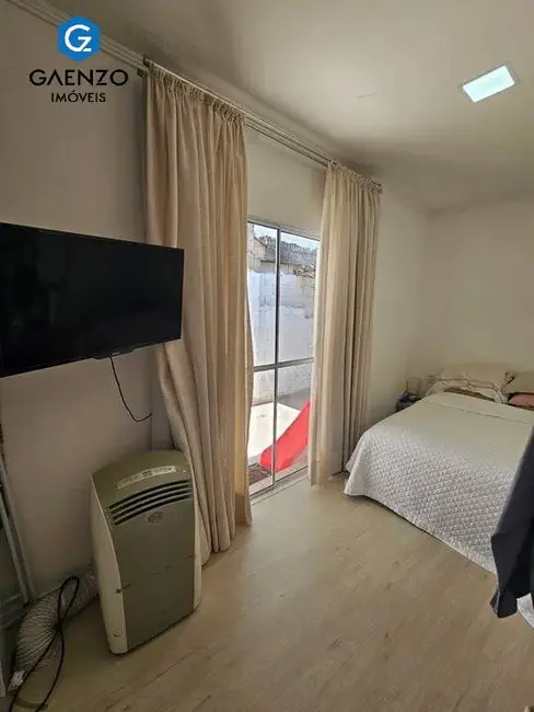 Casa com 2 quartos à venda, 125m2 em Santa Maria, Osasco - SP - imagem 7 Foto 7 de Casa com 2 quartos à venda, 125m2 em Santa Maria, Osasco - SP