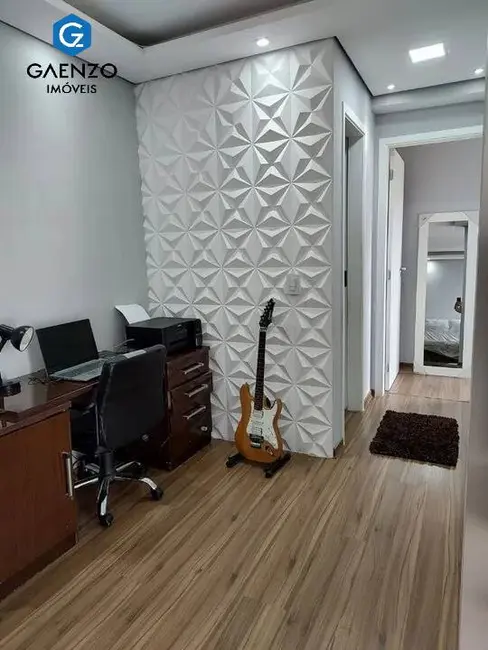 Apartamento com 2 quartos à venda, 49m2 em Jardim Roberto, Osasco - SP - imagem 3 Foto 3 de Apartamento com 2 quartos à venda, 49m2 em Jardim Roberto, Osasco - SP