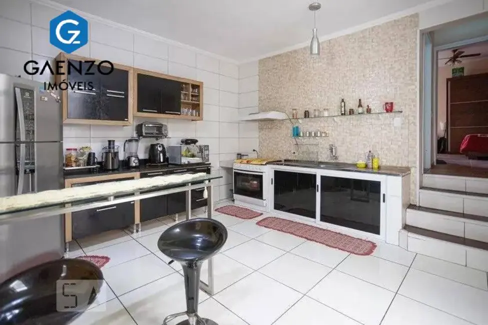 Foto 2 de Casa com 4 quartos à venda, 320m2 em Bandeiras, Osasco - SP
