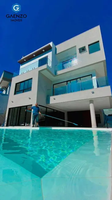 Foto 2 de Casa de Condomínio com 4 quartos à venda, 425m2 em Suru, Santana De Parnaiba - SP
