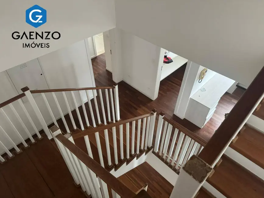 Casa de Condomínio com 5 quartos à venda e para alugar, 440m2 em Tamboré, Barueri - SP - imagem 7 Foto 7 de Casa de Condomínio com 5 quartos à venda e para alugar, 440m2 em Tamboré, Barueri - SP