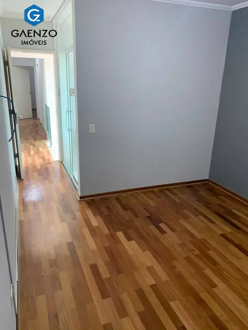 Casa com 3 quartos à venda, 145m2 em Cipava, Osasco - SP - imagem 6 Foto 6 de Casa com 3 quartos à venda, 145m2 em Cipava, Osasco - SP