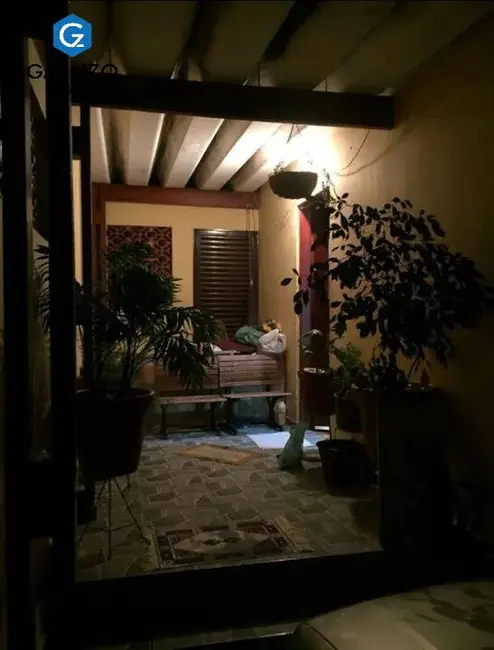 Casa com 2 quartos à venda, 260m2 em Cidade das Flores, Osasco - SP - imagem 8 Foto 8 de Casa com 2 quartos à venda, 260m2 em Cidade das Flores, Osasco - SP