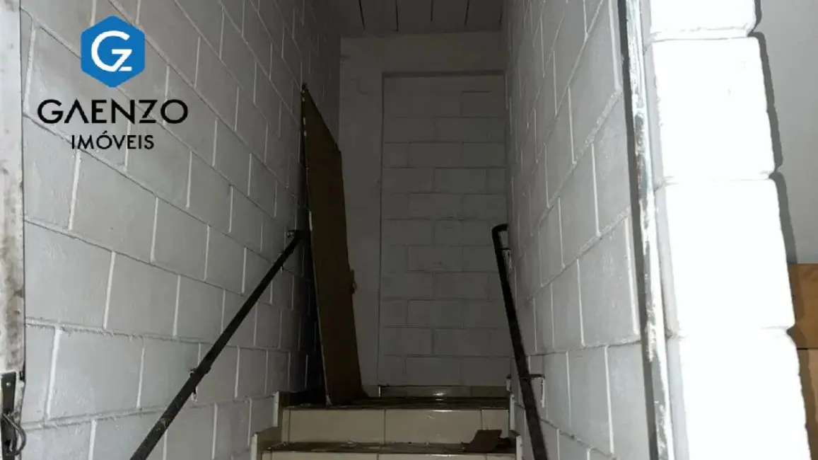 Armazém / Galpão à venda e para alugar, 450m2 em Ayrosa, Osasco - SP - imagem 4 Foto 4 de Armazém / Galpão à venda e para alugar, 450m2 em Ayrosa, Osasco - SP