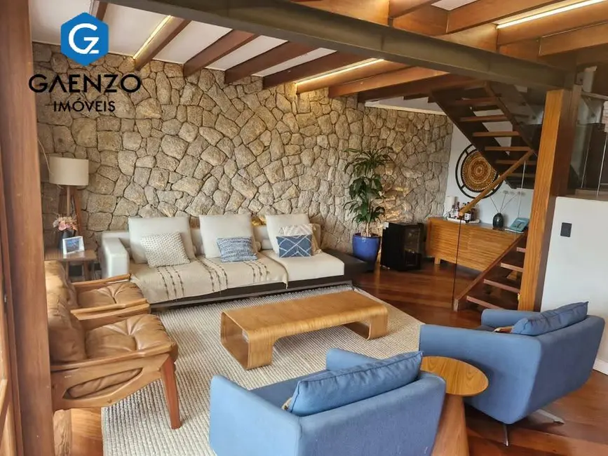 Foto 5 de Casa com 3 quartos à venda, 200m2 em Alphaville, Santana De Parnaiba - SP