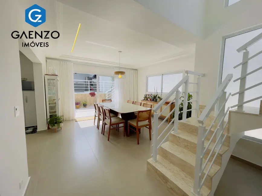 Foto 8 de Casa de Condomínio com 3 quartos à venda, 360m2 em Alphaville, Santana De Parnaiba - SP