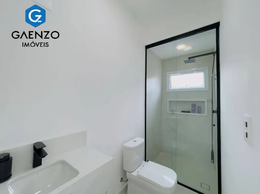 Foto 3 de Casa de Condomínio com 3 quartos à venda, 360m2 em Alphaville, Santana De Parnaiba - SP