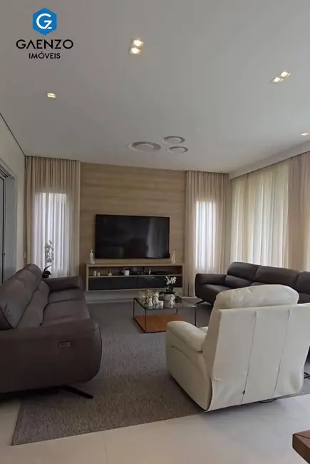 Casa com 5 quartos à venda, 880m2 em Alphaville, Santana De Parnaiba - SP - imagem 6 Foto 6 de Casa com 5 quartos à venda, 880m2 em Alphaville, Santana De Parnaiba - SP