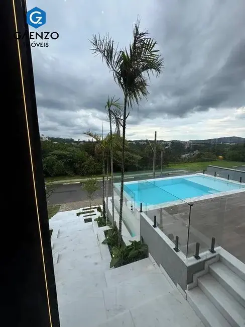 Casa de Condomínio com 3 quartos à venda, 378m2 em Sítio do Morro, Santana De Parnaiba - SP - imagem 7 Foto 7 de Casa de Condomínio com 3 quartos à venda, 378m2 em Sítio do Morro, Santana De Parnaiba - SP