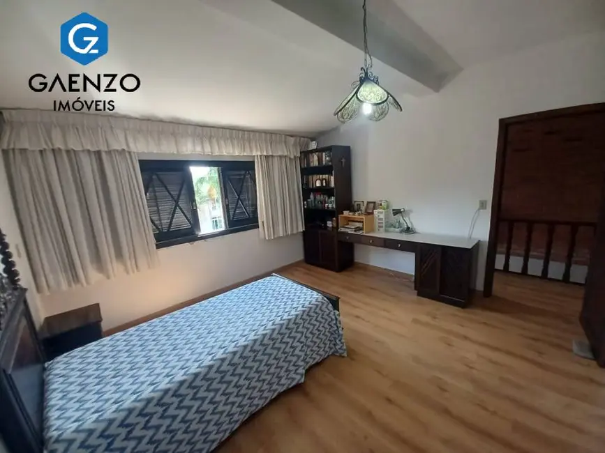 Casa de Condomínio com 4 quartos à venda e para alugar, 1112m2 em Alphaville Residencial Um, Barueri - SP - imagem 8 Foto 8 de Casa de Condomínio com 4 quartos à venda e para alugar, 1112m2 em Alphaville Residencial Um, Barueri - SP