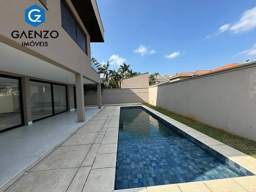 Foto 2 de Casa de Condomínio com 4 quartos à venda, 560m2 em Alphaville Residencial Um, Barueri - SP