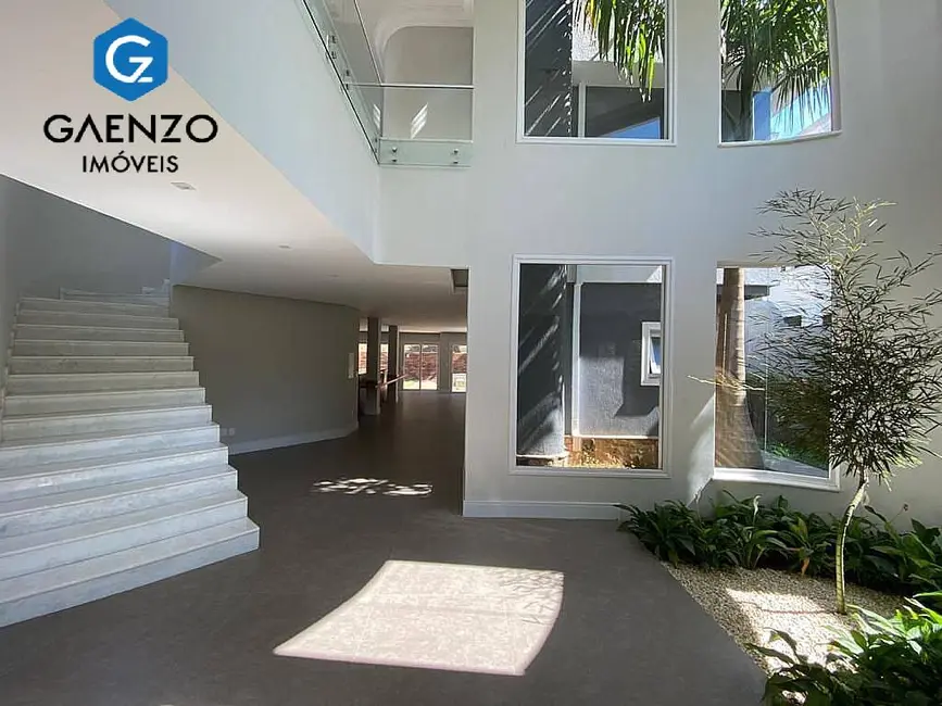 Foto 8 de Casa de Condomínio com 4 quartos à venda e para alugar, 650m2 em Alphaville Residencial Zero, Barueri - SP