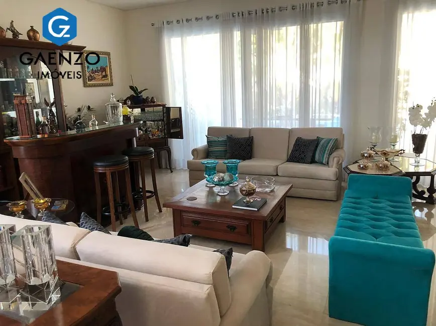 Foto 2 de Casa de Condomínio com 4 quartos à venda e para alugar, 590m2 em Alphaville, Santana De Parnaiba - SP