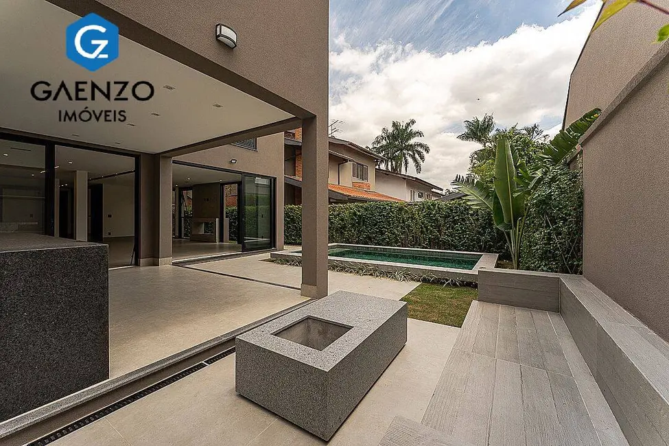 Foto 4 de Casa de Condomínio com 4 quartos à venda, 360m2 em Alphaville, Santana De Parnaiba - SP