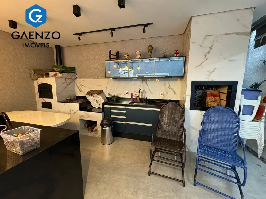 Foto 6 de Sobrado com 3 quartos à venda, 322m2 em Adalgisa, Osasco - SP