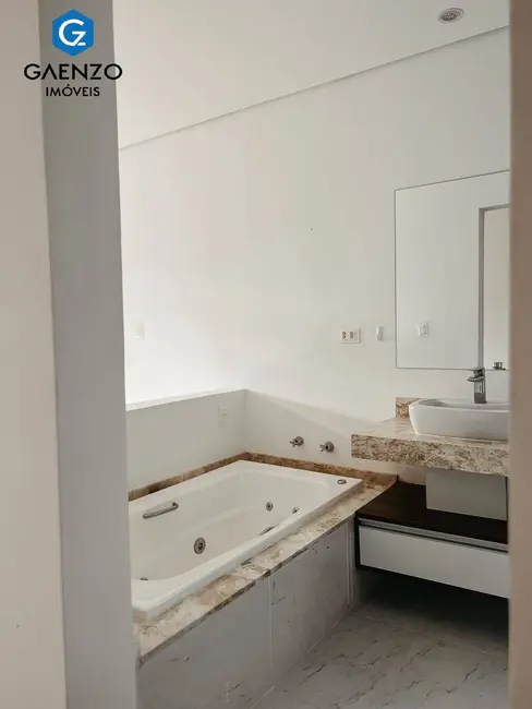 Apartamento com 3 quartos à venda, 69m2 em Quitaúna, Osasco - SP - imagem 9 Foto 9 de Apartamento com 3 quartos à venda, 69m2 em Quitaúna, Osasco - SP