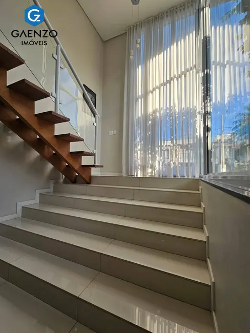 Foto 8 de Casa de Condomínio com 3 quartos à venda, 360m2 em Sítio do Rosário, Santana De Parnaiba - SP