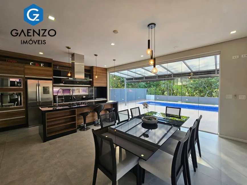 Foto 4 de Casa de Condomínio com 3 quartos à venda, 360m2 em Sítio do Rosário, Santana De Parnaiba - SP