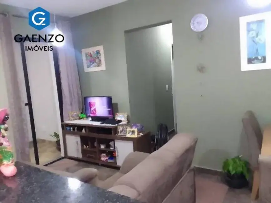 Foto 2 de Apartamento com 2 quartos à venda, 55m2 em São Pedro, Osasco - SP
