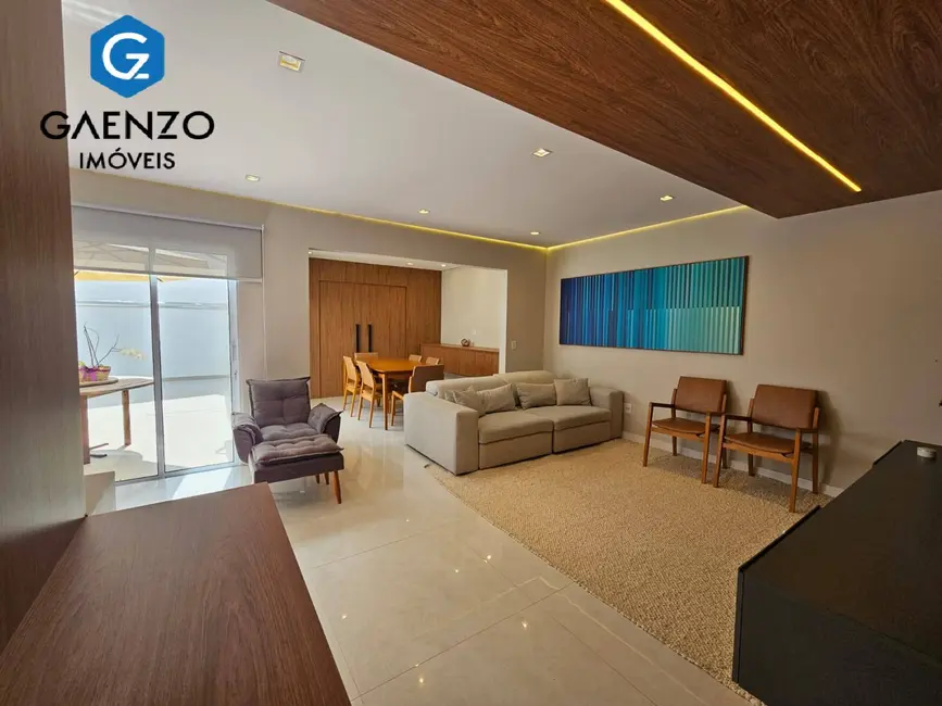 Foto 6 de Casa de Condomínio com 3 quartos à venda, 180m2 em Tamboré, Santana De Parnaiba - SP