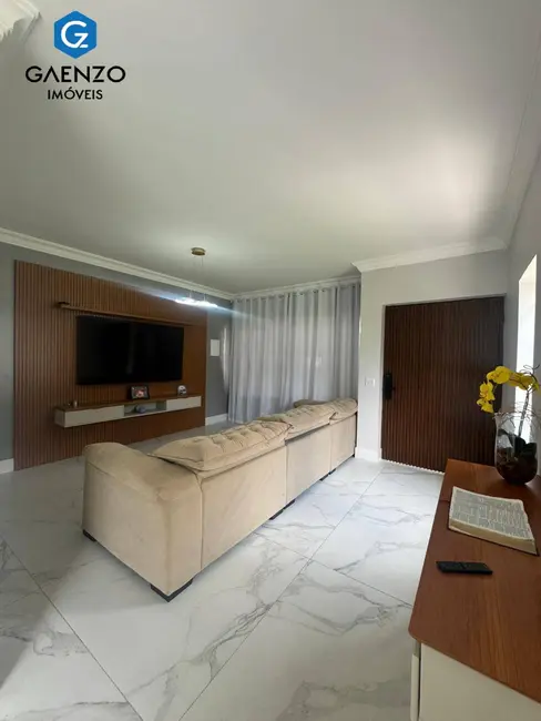 Foto 2 de Casa de Condomínio com 4 quartos à venda, 331m2 em Suru, Santana De Parnaiba - SP