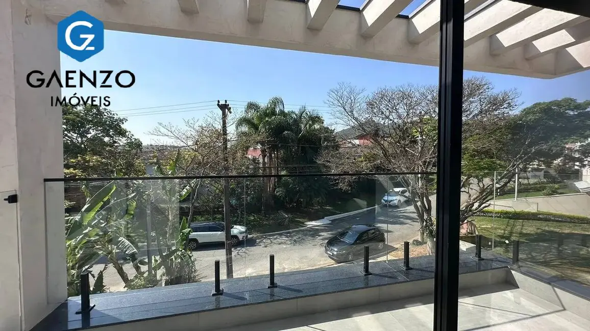 Foto 3 de Casa de Condomínio com 4 quartos à venda, 380m2 em Alphaville, Santana De Parnaiba - SP