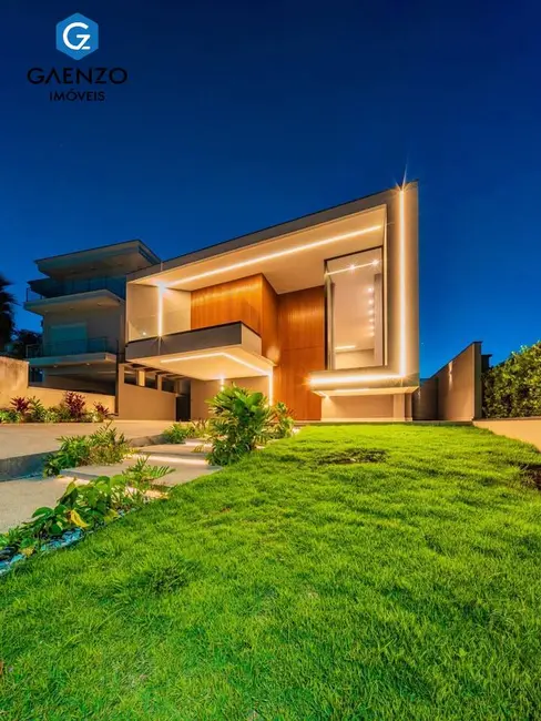 Foto 1 de Casa de Condomínio com 5 quartos à venda, 668m2 em Jardim do Golf I, Jandira - SP