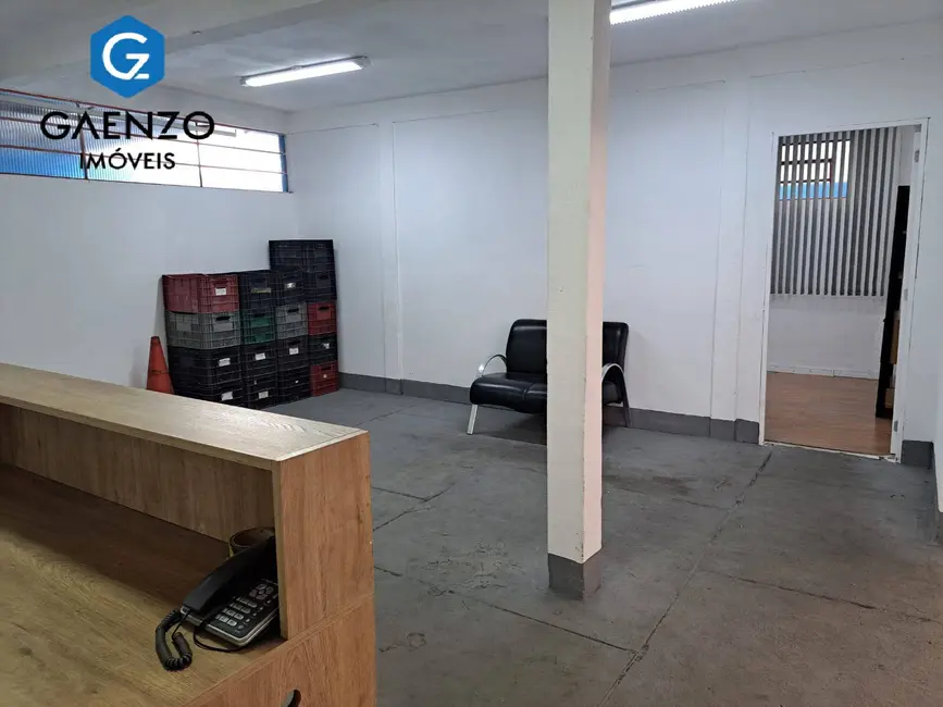 Foto 4 de Armazém / Galpão à venda, 600m2 em Piratininga, Osasco - SP