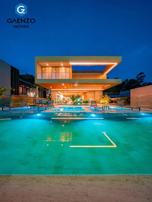 Casa de Condomínio com 7 quartos à venda, 1100m2 em Tamboré, Santana De Parnaiba - SP - imagem 4 Foto 4 de Casa de Condomínio com 7 quartos à venda, 1100m2 em Tamboré, Santana De Parnaiba - SP