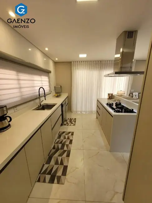 Foto 2 de Casa de Condomínio com 4 quartos à venda, 450m2 em Tarumã, Santana De Parnaiba - SP