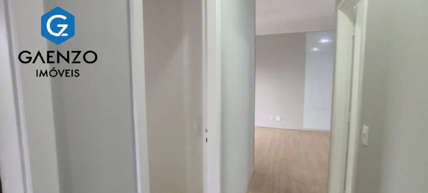 Foto 9 de Apartamento com 3 quartos à venda, 72m2 em Jardim Tupanci, Barueri - SP