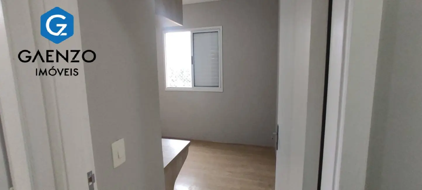 Foto 2 de Apartamento com 3 quartos à venda, 72m2 em Jardim Tupanci, Barueri - SP