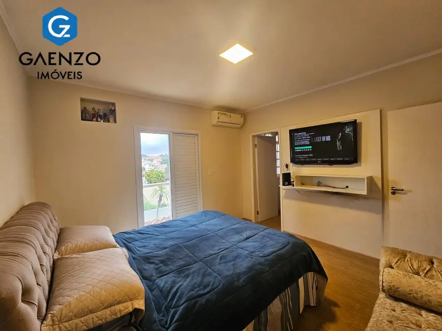 Foto 5 de Casa de Condomínio com 4 quartos à venda, 326m2 em Alphaville, Santana De Parnaiba - SP