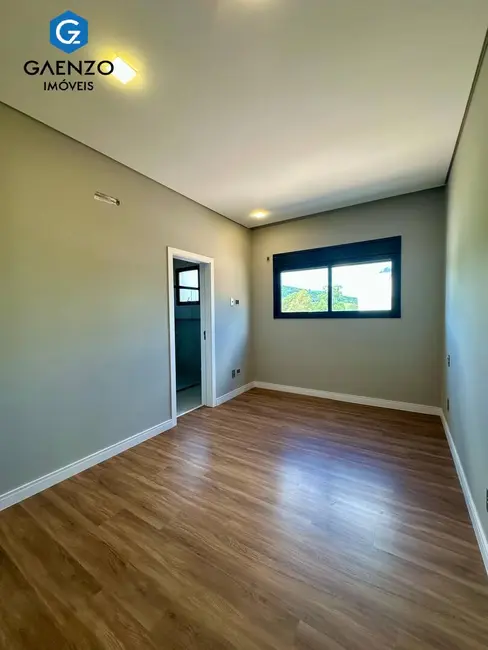 Foto 3 de Casa de Condomínio com 4 quartos à venda, 320m2 em Cidade Tamboré, Santana De Parnaiba - SP