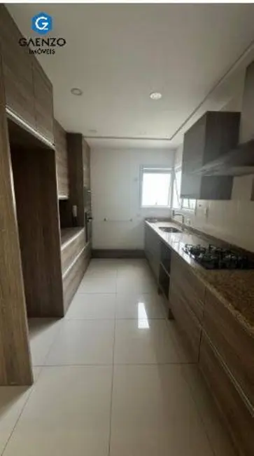 Foto 7 de Apartamento com 3 quartos para alugar, 176m2 em Alphaville Empresarial, Barueri - SP