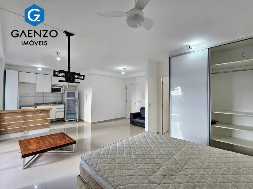 Foto 6 de Apartamento com 1 quarto para alugar, 50m2 em Sítio Tamboré Alphaville, Barueri - SP