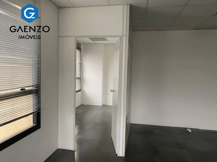 Foto 4 de Sala Comercial à venda e para alugar, 127m2 em Alphaville Industrial, Barueri - SP